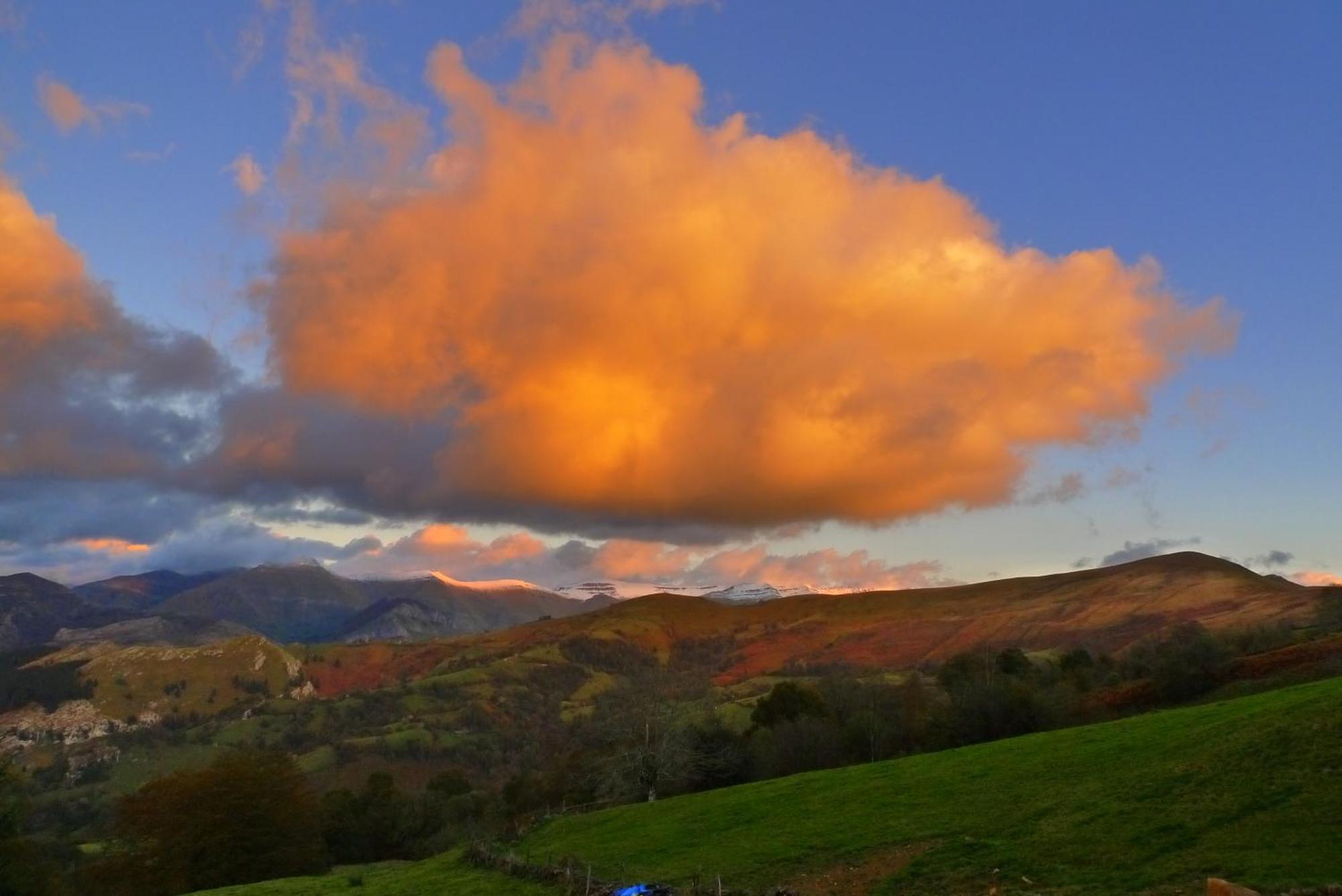 La Pasiega San Roque de Ríomiera Kültér fotó